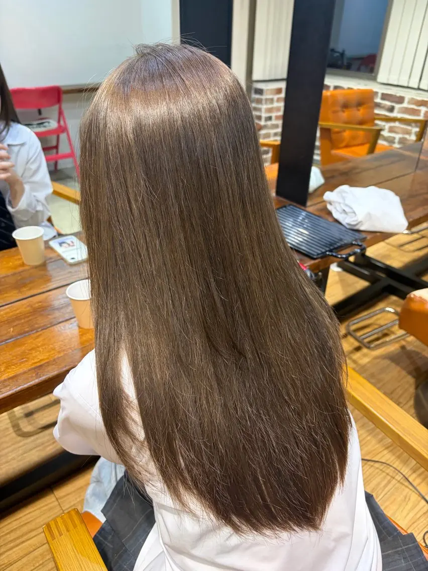 ロング カラー ヘアカラー トリートメント 透明感/ブリーチ/ 髪質改善💛miuのヘアスタイル