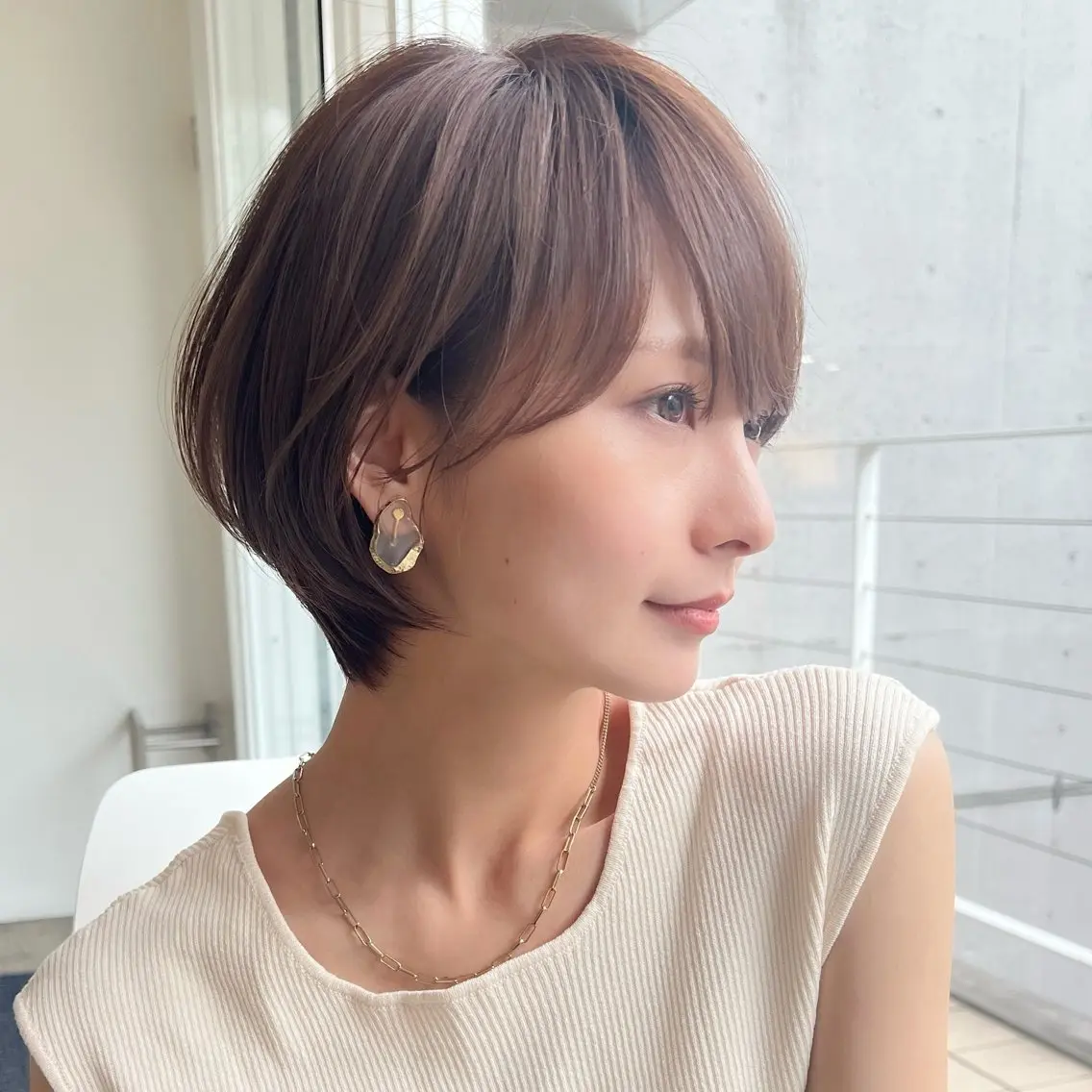 ショート オリーブカラー/みづ き/ボブパーマ🤍のヘアスタイル
