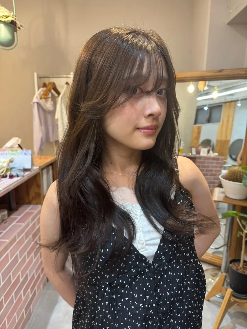 ミディアム カラー カット ヘアカラー 🌙ヘーゼルベージュ レイヤーカット🌙のヘアスタイル