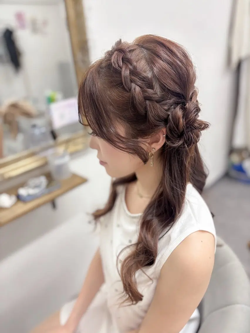 セミロング ヘアアレンジ 結婚式・ブライダル ヘアセット ⭐︎moe 【ヘアメイク🧸】のヘアスタイル