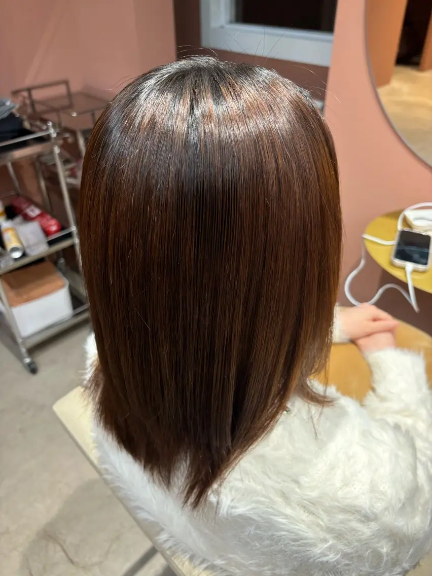 セミロング 縮毛矯正 垣内 彩伽のヘアスタイル