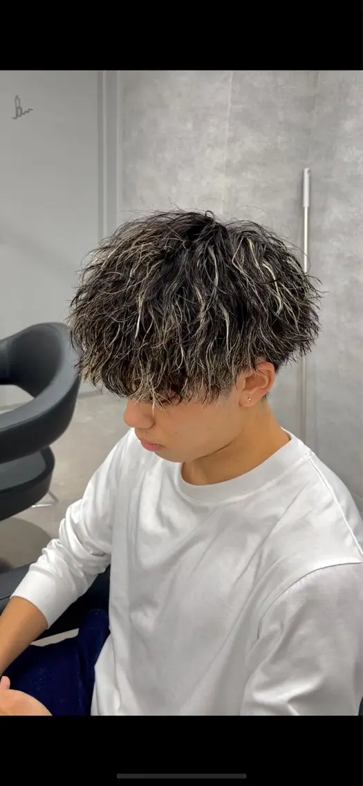 カラー パーマ メンズ メンズパーマ 🔥メンズカット＋ パーマの達人🔥のヘアスタイル