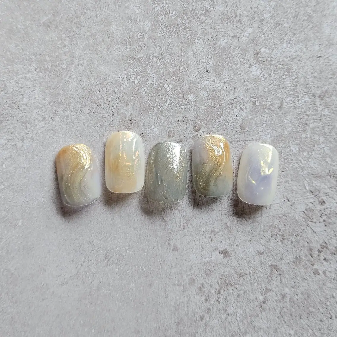 ネイル オレンジ ハンドネイル Nailsalon manoのネイルデザイン