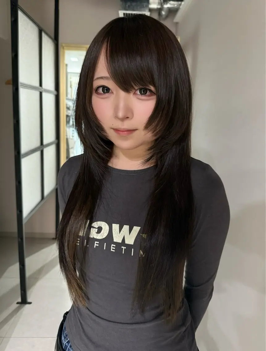ロング ハッシュカット レイヤーカット カット ヘアカラー トリートメント TAIRA横浜ウルフ 🐺デザインカラーのヘアスタイル