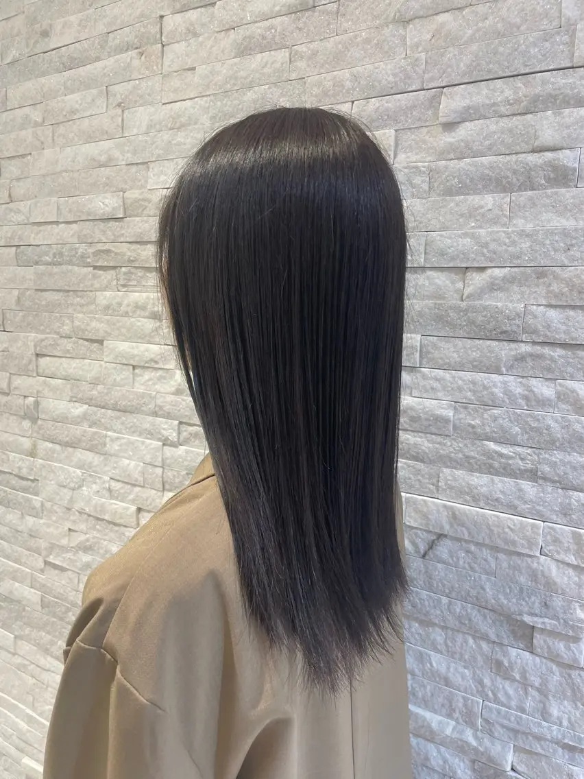 カラー イルミナカラー KINGDOM UEDA IKUMIのヘアスタイル