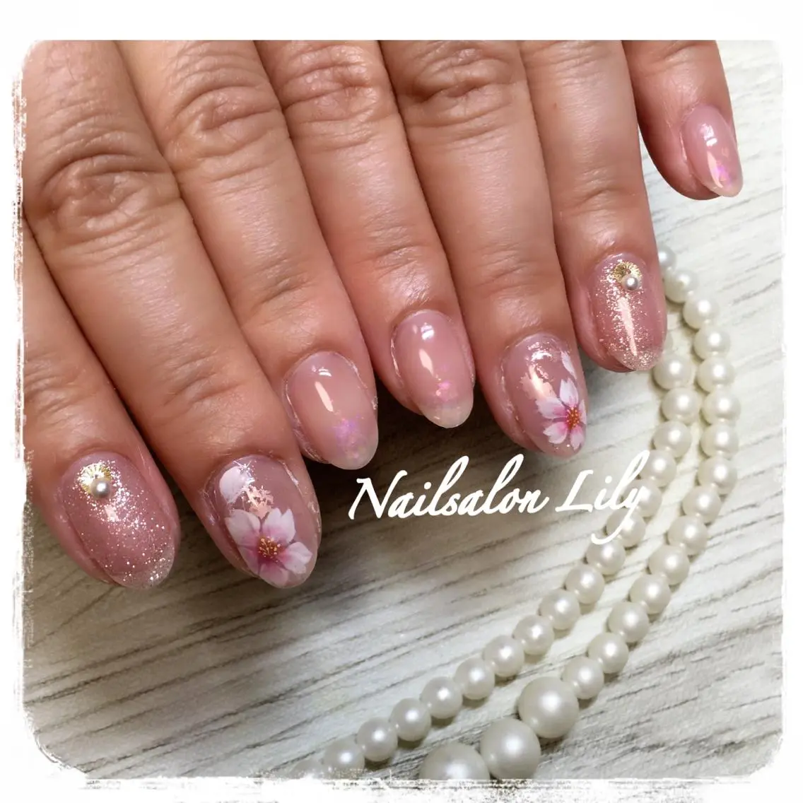 ネイル ハンドネイル Lily*nail 🌻Mii🌻のネイルデザイン