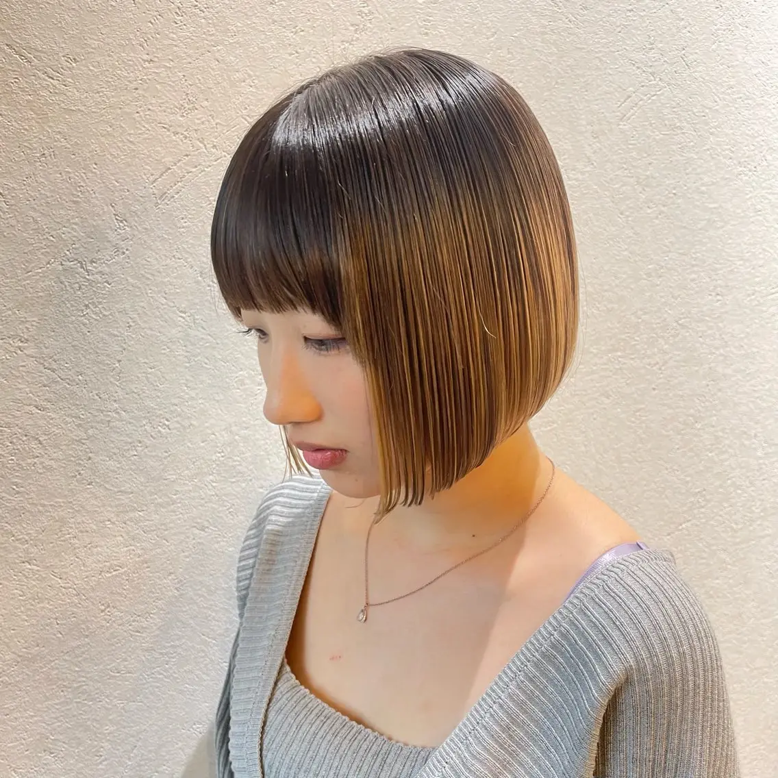 ショート ボブ カット 銀座：似合わせカラー オリーブ🫒アレンジのヘアスタイル