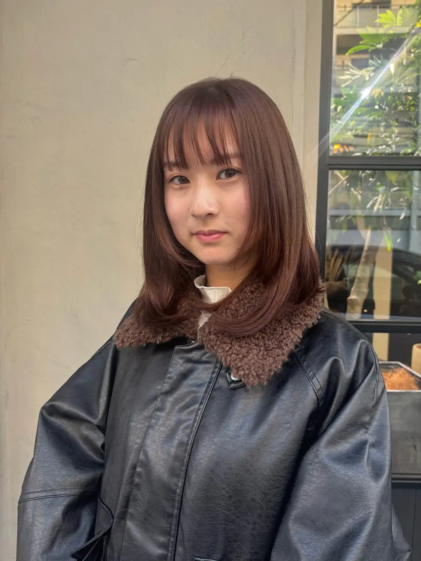 ミディアム カット ヘアカラー 井本 早紀のヘアスタイル
