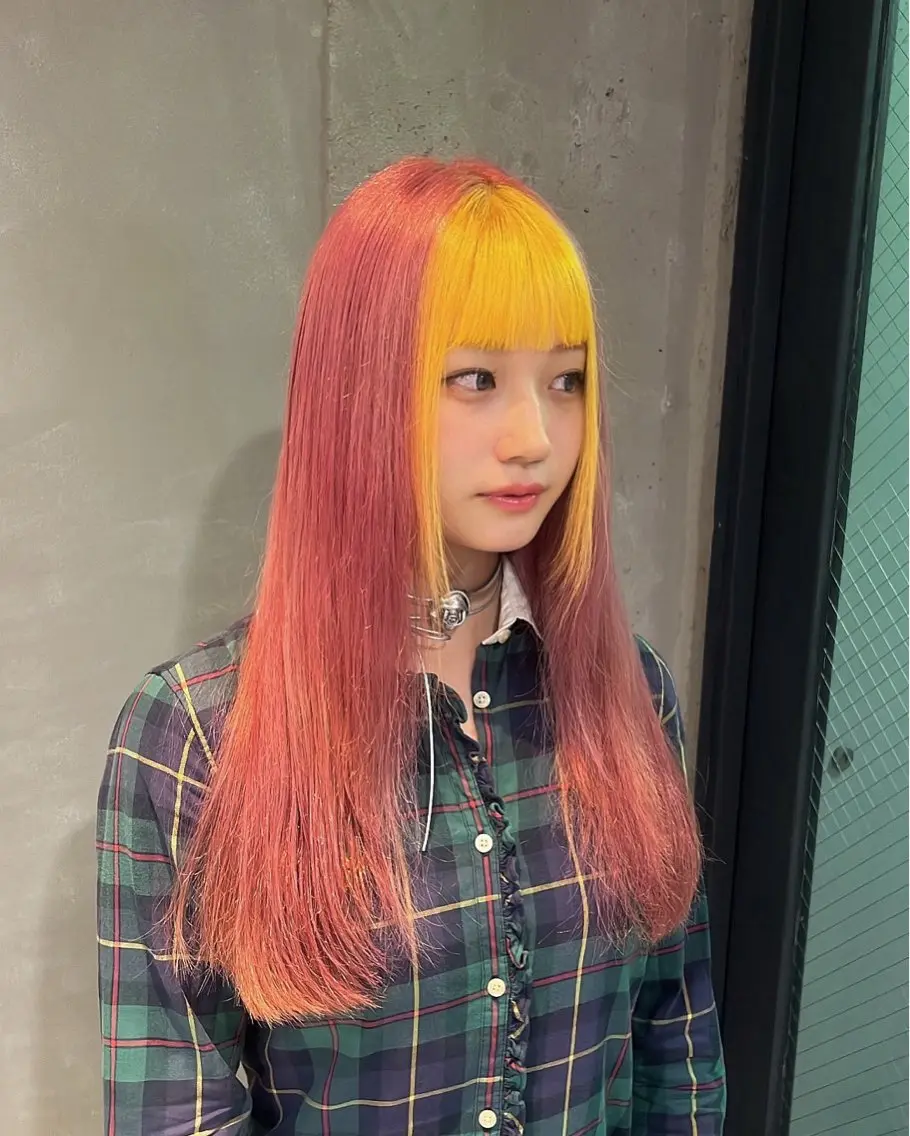 ロング カラー デザインカラー ピンクカラー イエローカラー 岩間 ゆいこのヘアスタイル