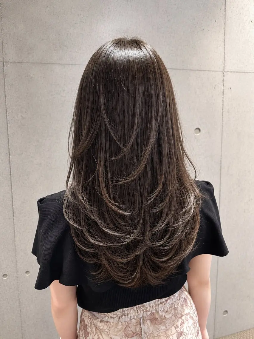 ロング カット 南 菜花のヘアスタイル