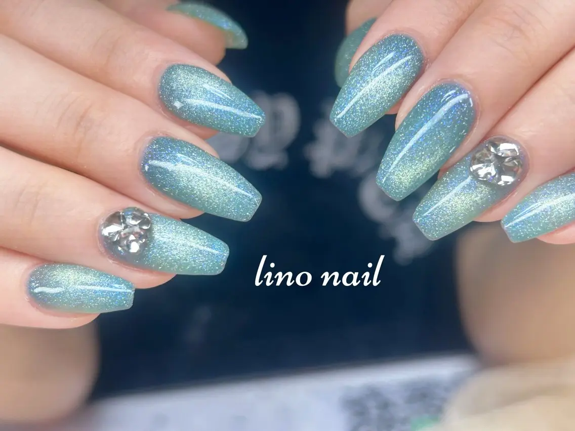 ネイル 長さ出し フットネイル マグネットネイル 持ち込み ワンカラーネイル フットネイル Lino Nailのネイルデザイン