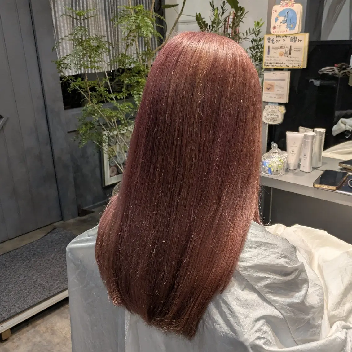 ロング カラー ブリーチ トリートメント 陽葵 (hinata)のヘアスタイル