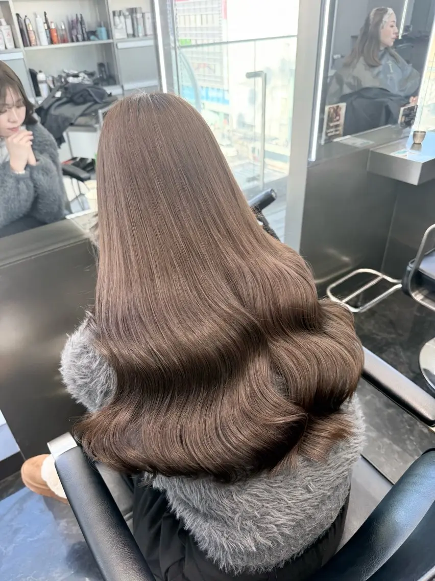 ロング カラー ヘアアレンジ カット ヘアカラー トリートメント ヘアセット 韓国ヘア🖤/透明感 shihoのヘアスタイル