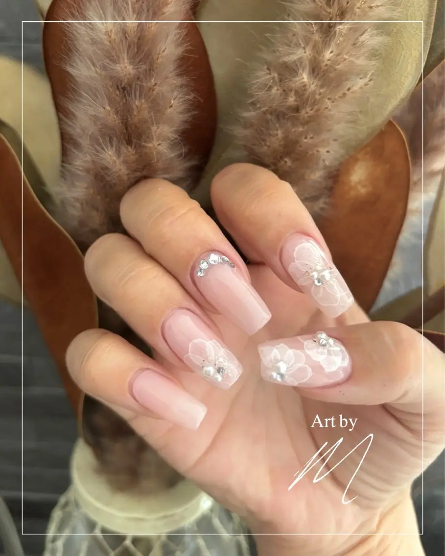 ネイル フラワーネイル Allure 小山店 Manamiのネイルデザイン