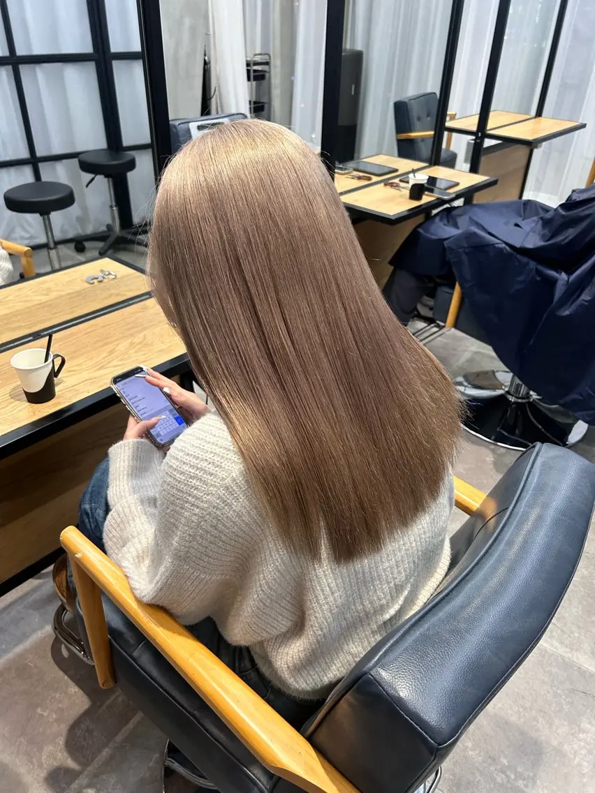 セミロング カラー 韓国×髪質改善カラー 💎hinaのヘアスタイル
