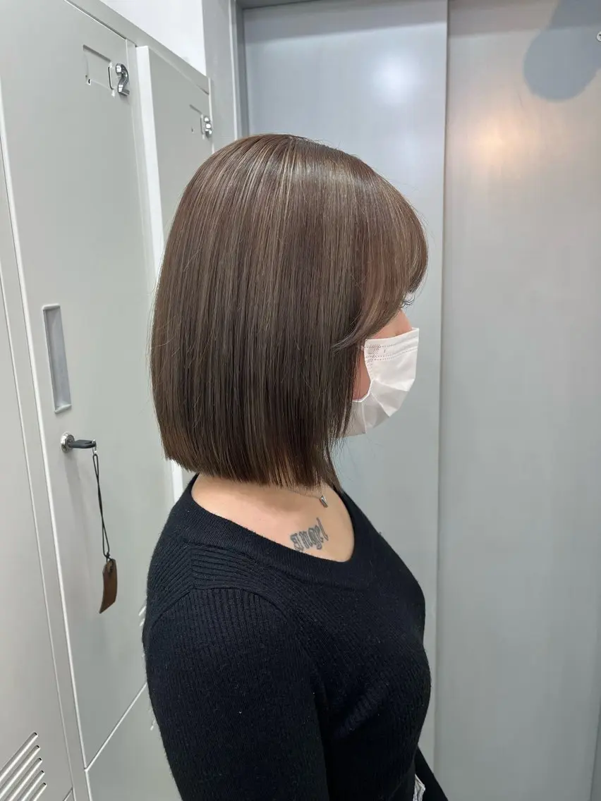 ミディアム カット 柏木 理那のヘアスタイル
