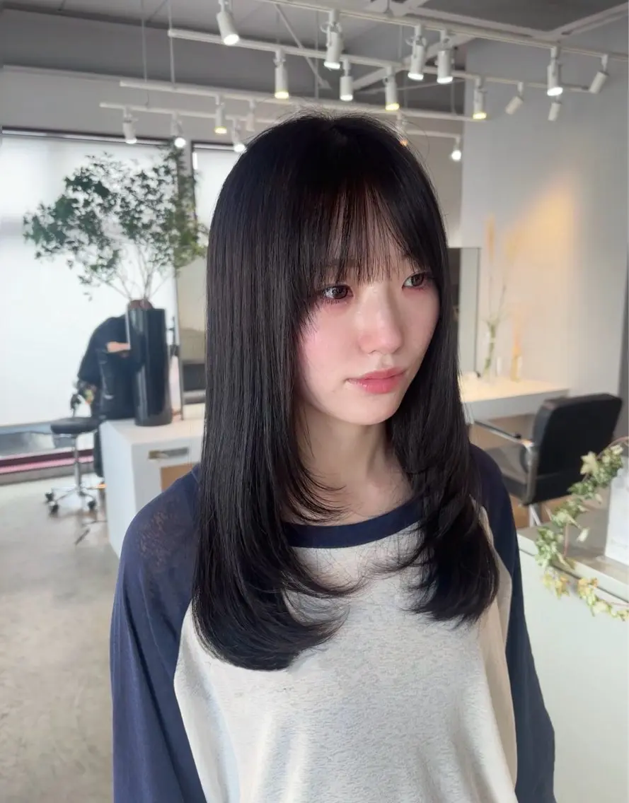 ミディアム レイヤーカット カット ヘアカラー トリートメント ྀི akane   ྀིのヘアスタイル