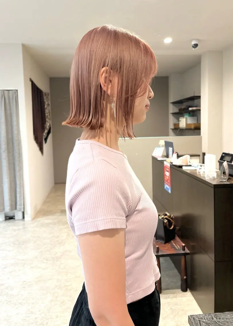 ショート カラー ヘアカラー 尼丁 勇磨のヘアスタイル