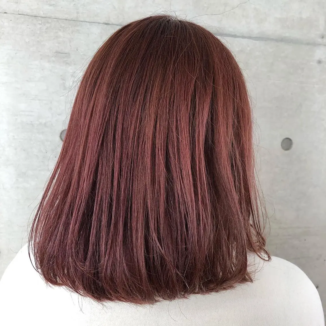 セミロング カラー レッドカラー バイオレットカラー ヘアカラー nagisa /縮毛矯正のヘアスタイル