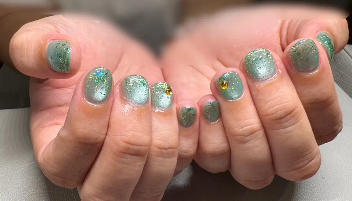 ネイル 持ち込み ハンドネイル Chaleur fleurのネイルデザイン