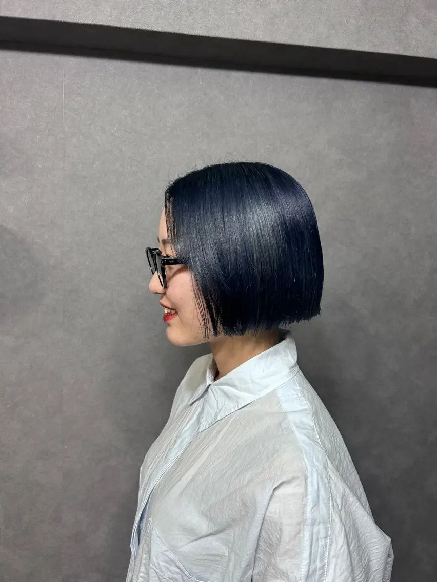 カラー ブリーチ ブルーカラー chouette/ 根本優希のヘアスタイル
