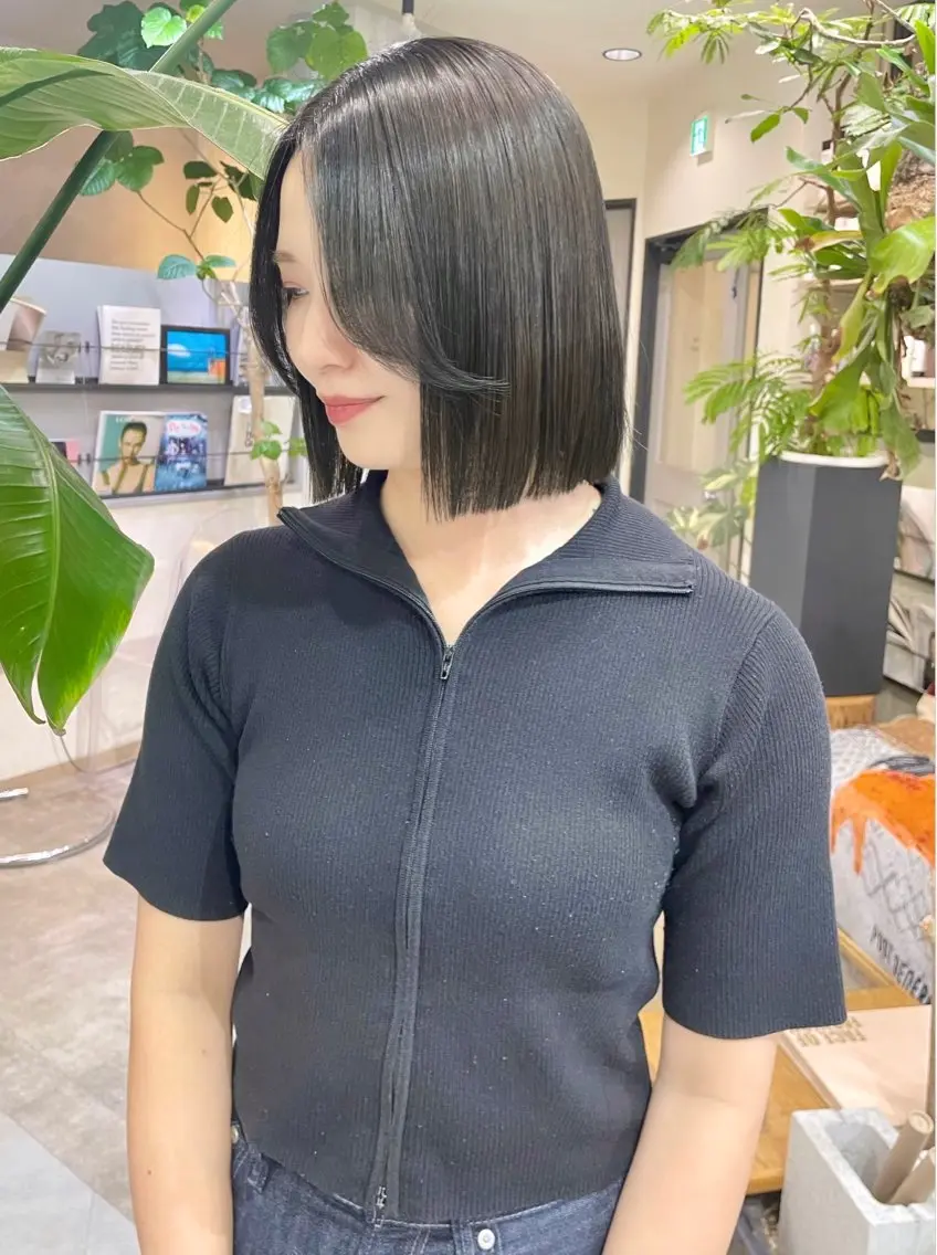 ショート カラー オリーブグレー ボブ 酸性ストレート カット ヘアカラー 縮毛矯正 トリートメント カノン/透明感カラー /酸性ストレートのヘアスタイル