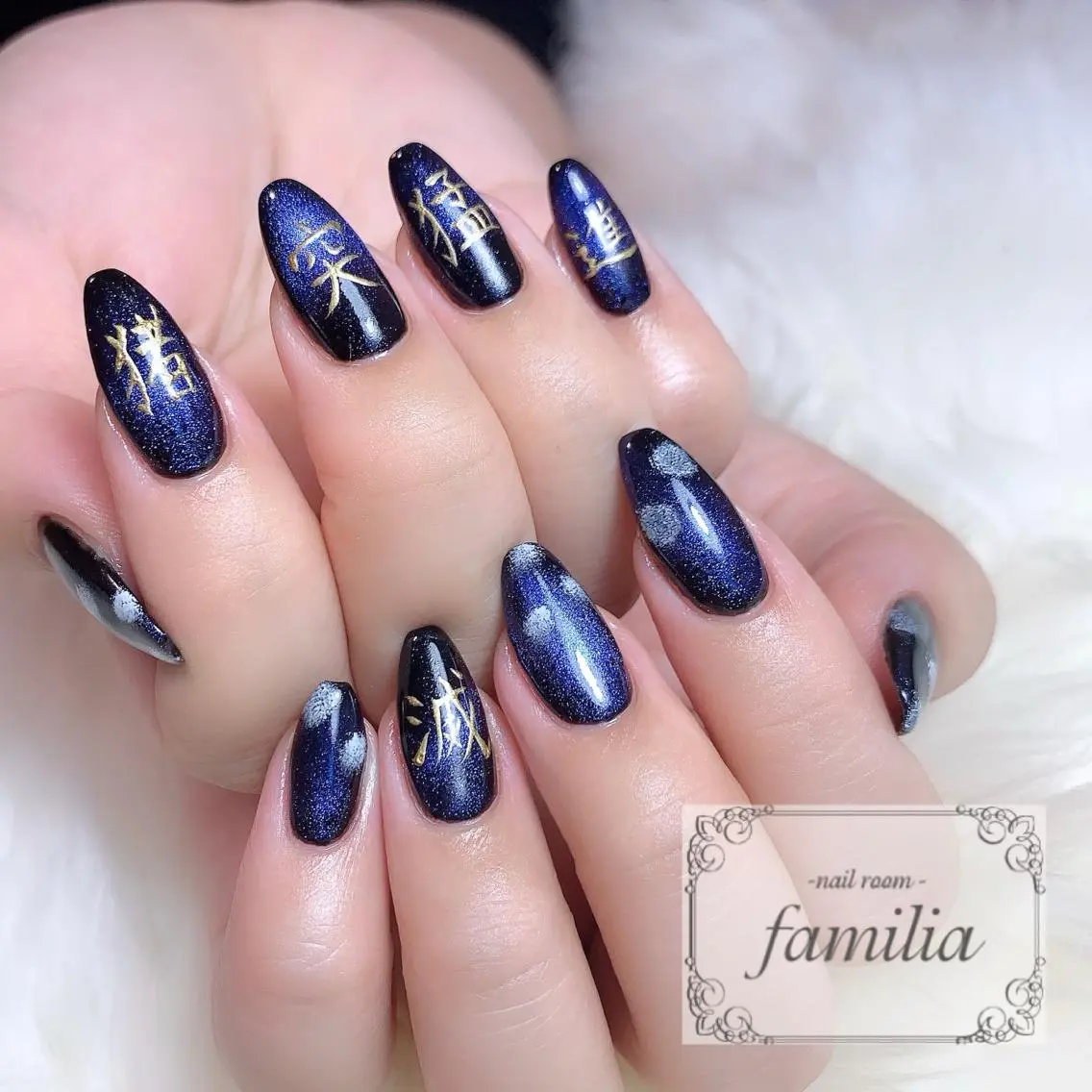 ネイル ハンドネイル -nailroom- familiaのネイルデザイン