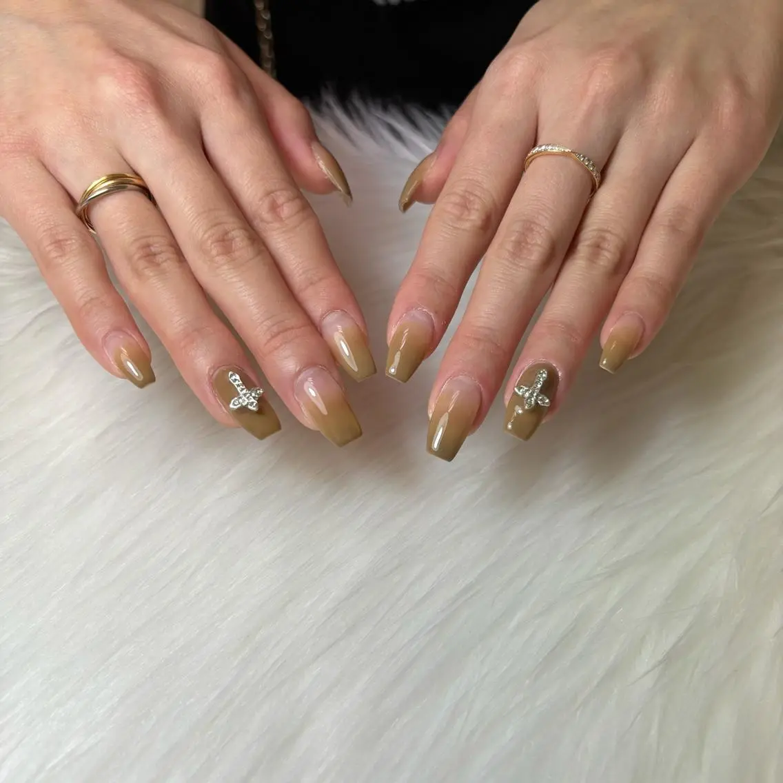 ネイル Azusa🩵 ネイル💅🏻南森町のネイルデザイン