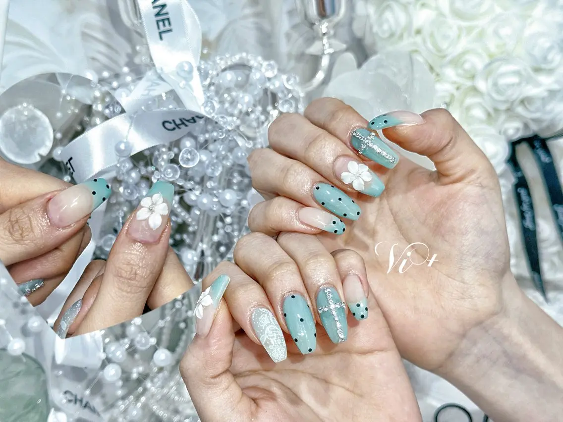 ネイル ハンドネイル ✨Nailsalon Vi+✨のネイルデザイン