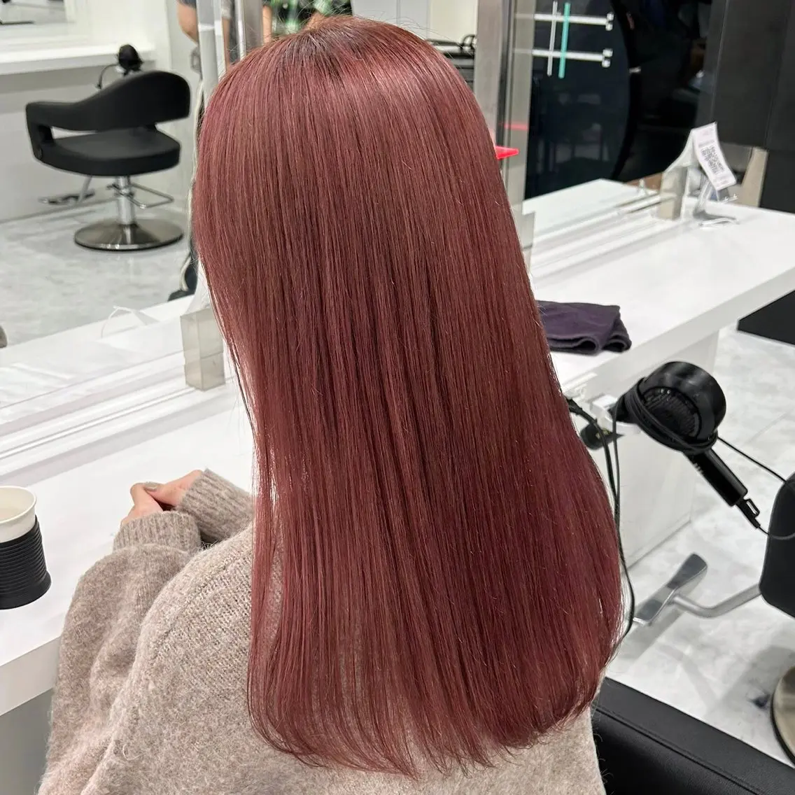 ロング カラー ヘアアレンジ ヘアカラー トリートメント ヘッドスパ ヘアセット 🪞［公式］ UNITED横浜🪞のヘアスタイル