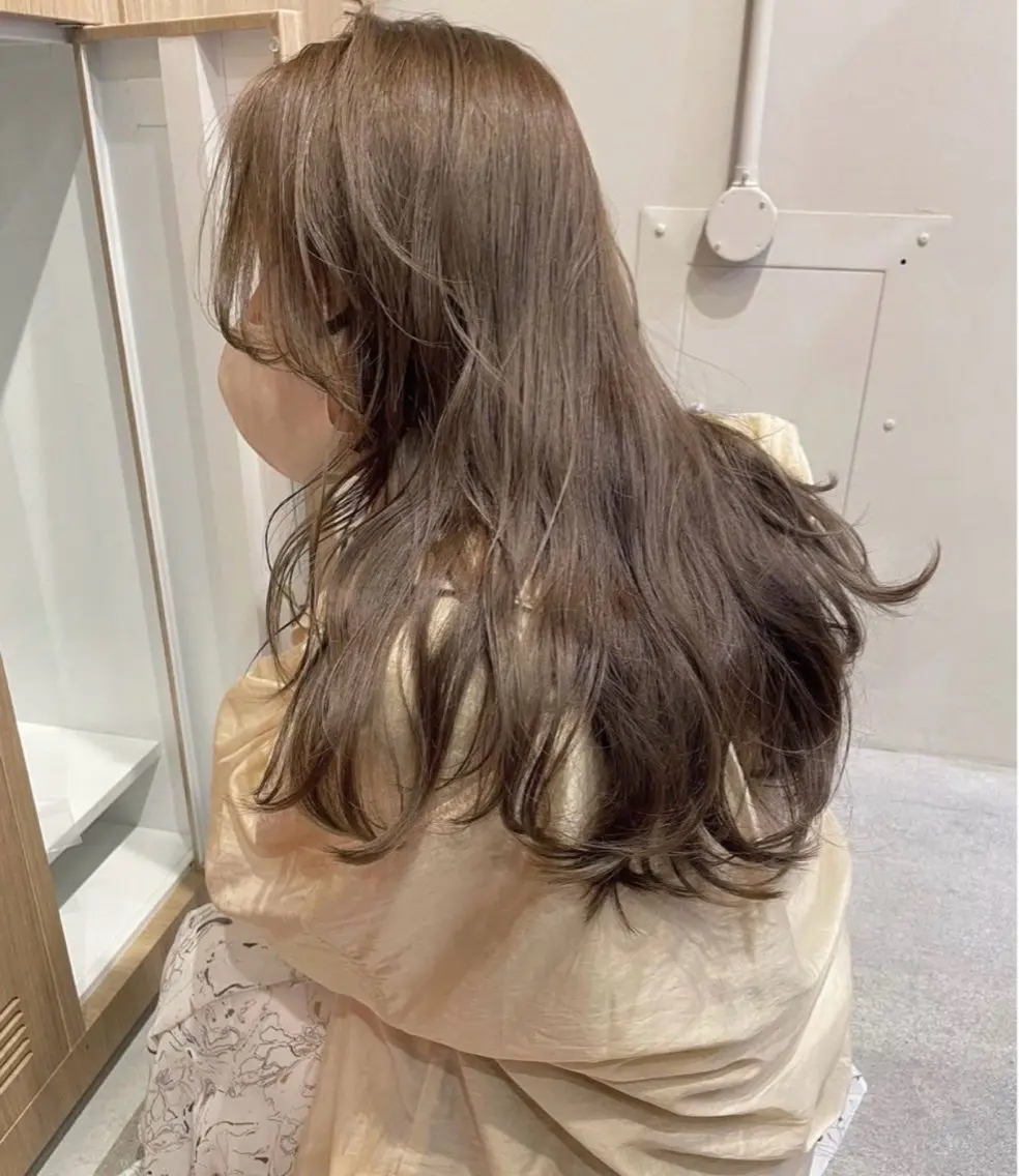 カラー オリーブ🎶アッシュ グレージュちひろ🧸のヘアスタイル