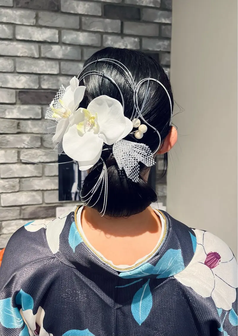 ⭐️卒業式袴着付け＋ヘアセット¥14300⭐️ご予約はお電話ください☆営業時間前の早朝可☆の写真