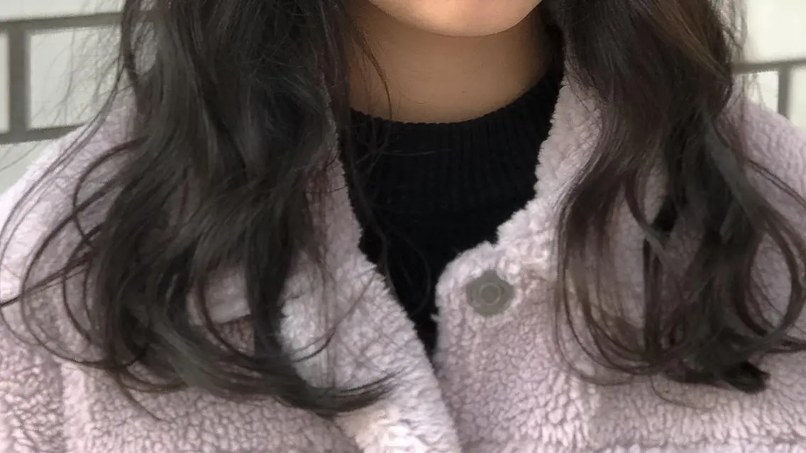 セミロング カラー 当日予約🆗✂︎ ウエモト タクのヘアスタイル