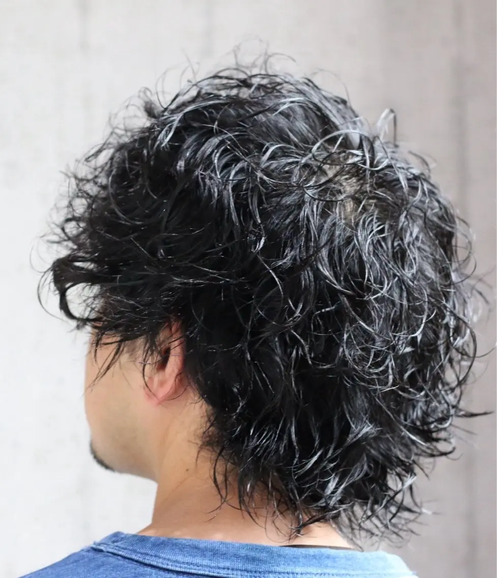ショート パーマ メンズ カット パーマ 下野 悠也のヘアスタイル