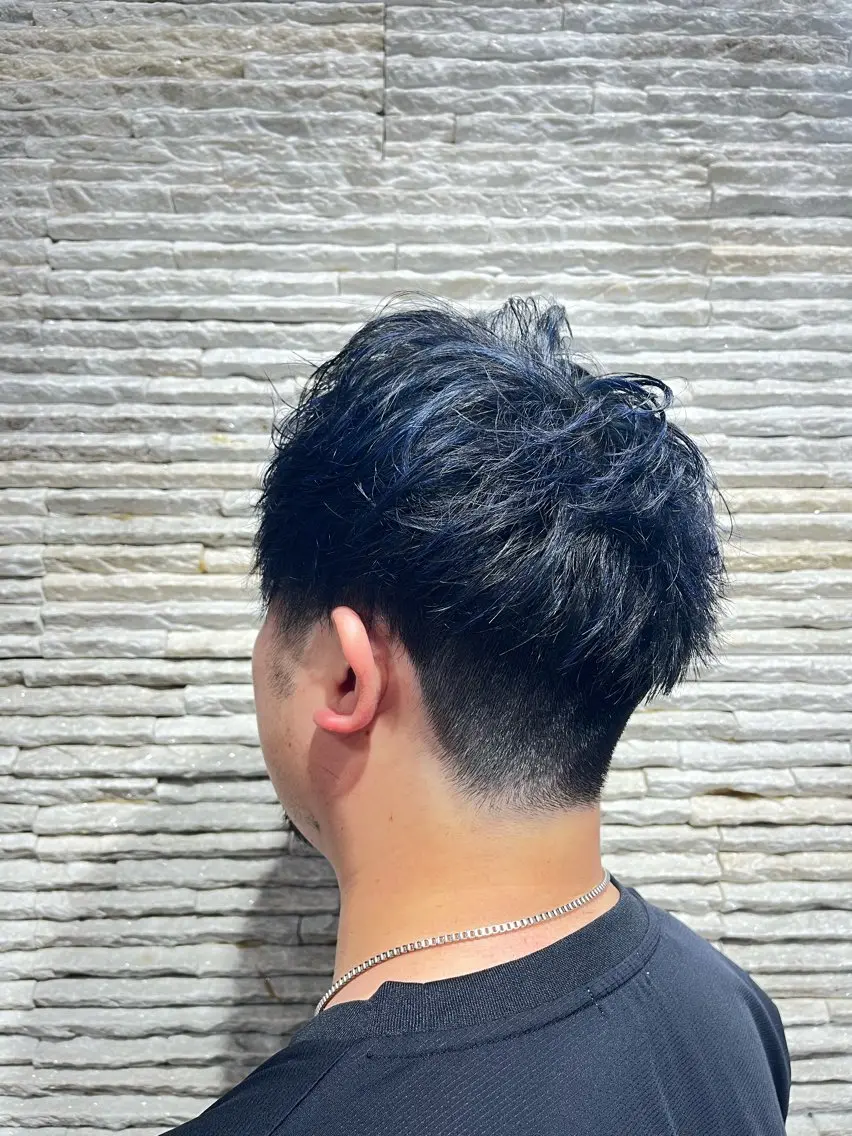 ショート カット ヘアカラー メンズカット デザインカラーのヘアスタイル