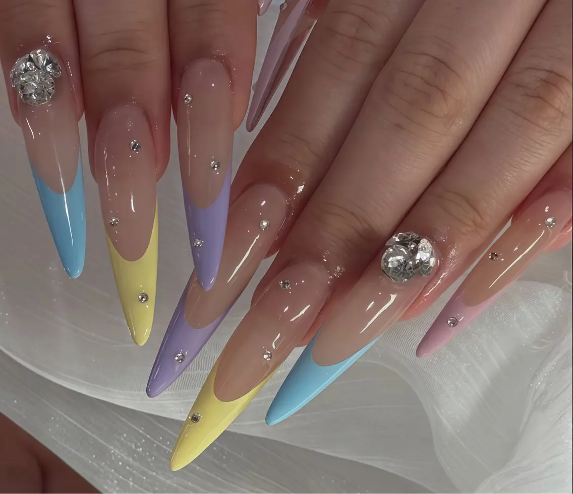 ネイル オーロラネイル チークネイル フットネイル フレンチネイル ジェルネイル ハンドネイル ハンドケア NEW NAIL💞 yuki🔥のネイルデザイン