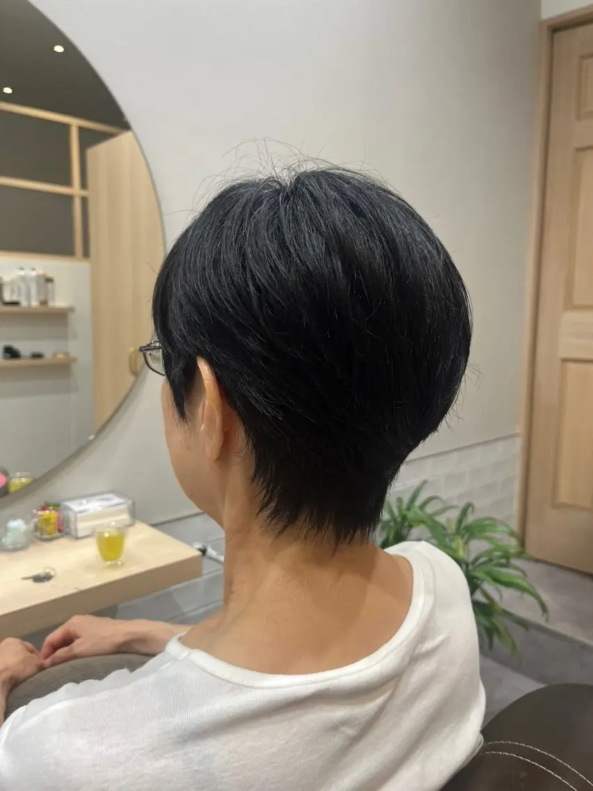 ショート レディースカット/ ヒグレアキコのヘアスタイル