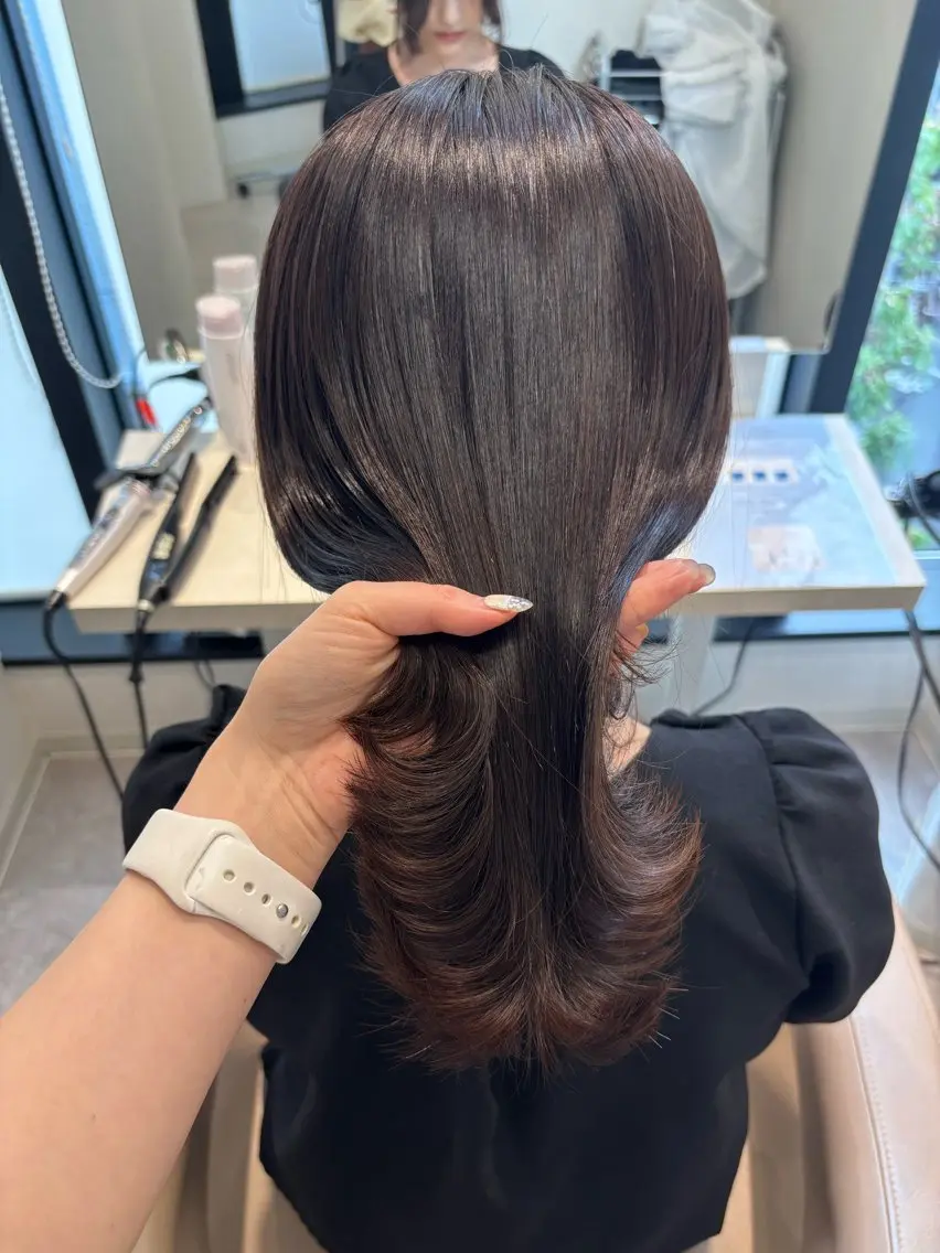 ミディアム カラー パーマ ヘアアレンジ トリートメント カット ヘアカラー トリートメント ヘッドスパ ヘアセット 押切 響　のヘアスタイル