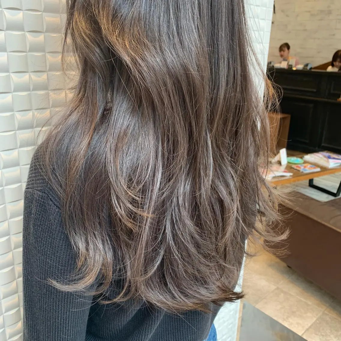 ロング カラー アッシュ ベージュカラー ハイライトカラー ハイライト 𝒢𝒾𝓇𝓁𝓎 ⑅ 𝓎𝓊𝓀𝒶のヘアスタイル