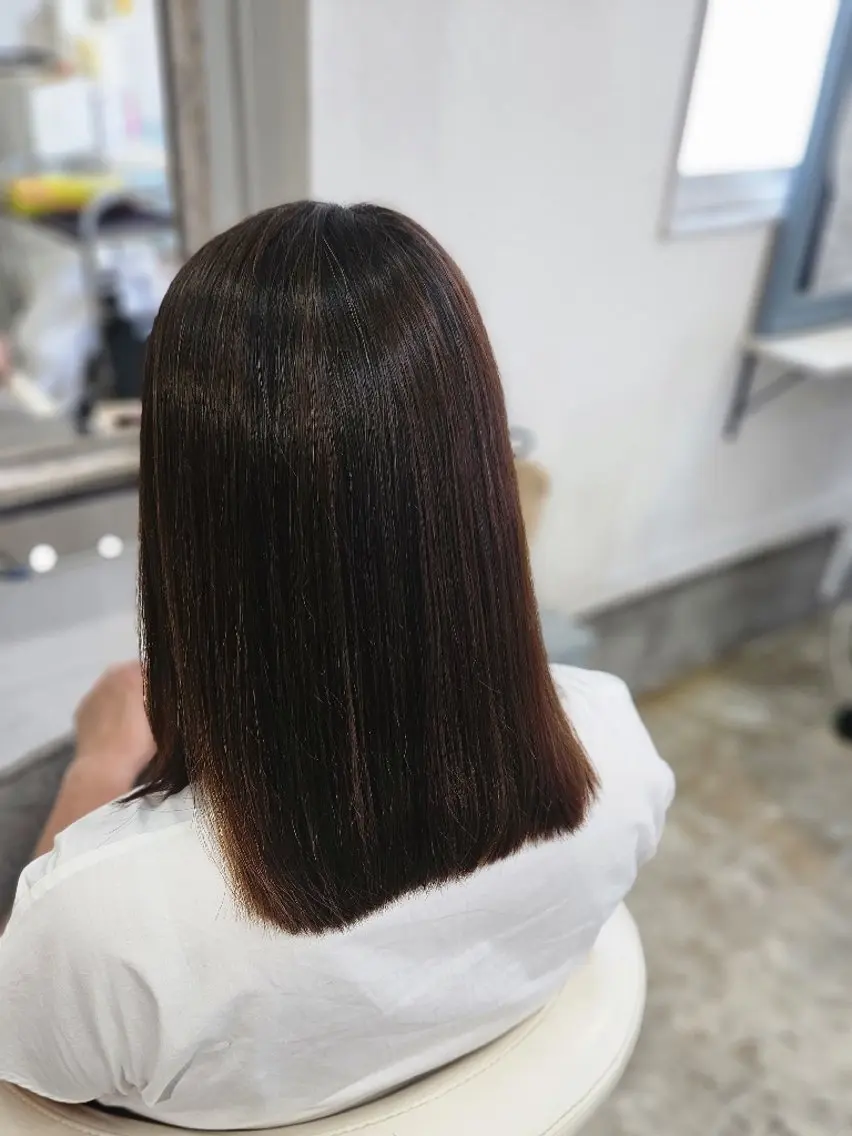 セミロング 縮毛矯正 熊野 タイソンのヘアスタイル