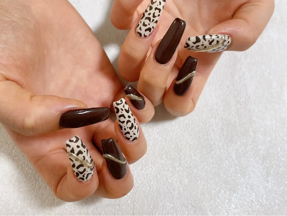 ネイル オーロラネイル ブルー フットネイル フレンチネイル ジェルネイル kiki nail たまプラーザのネイルデザイン