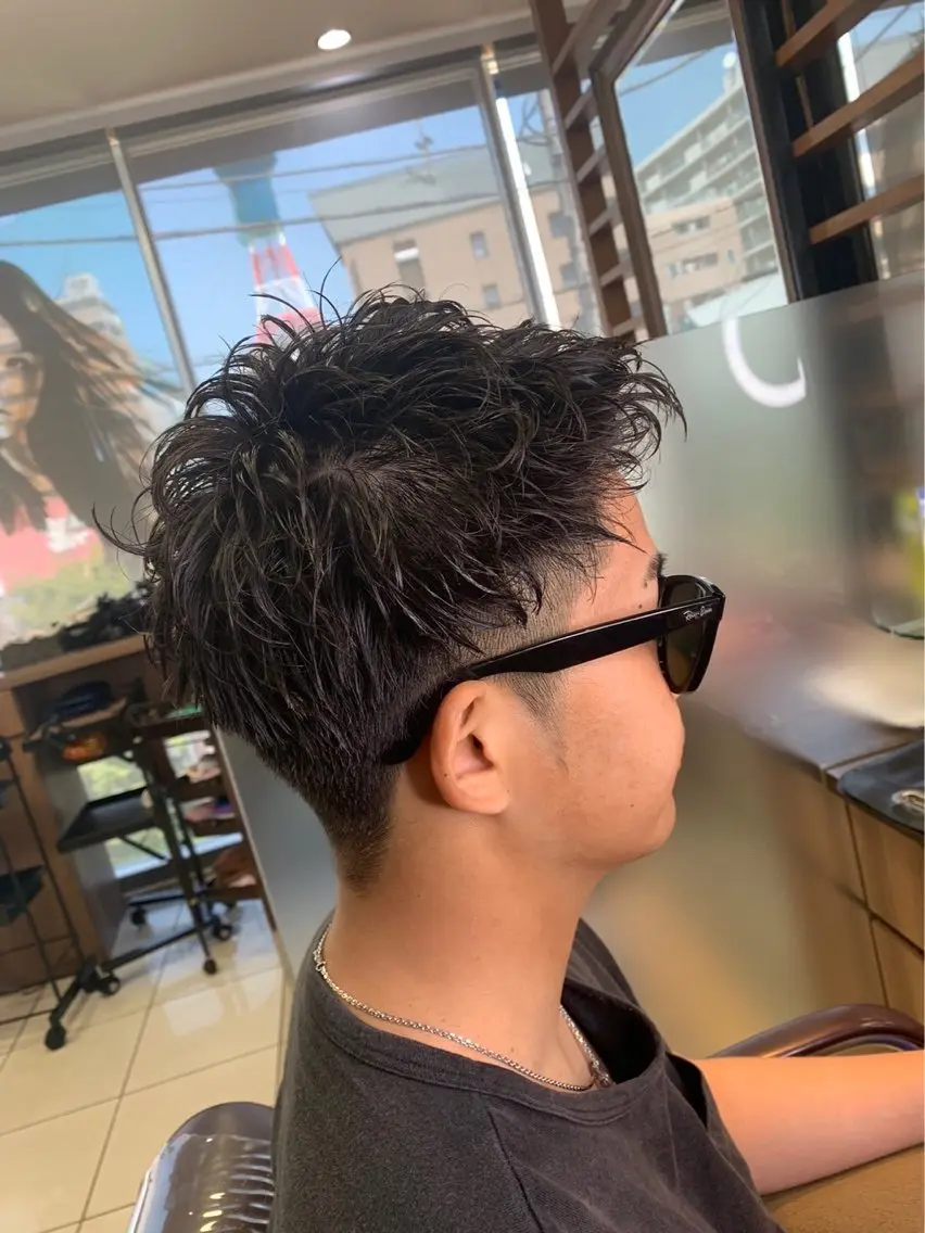 ショート メンズ 本島 大生のヘアスタイル