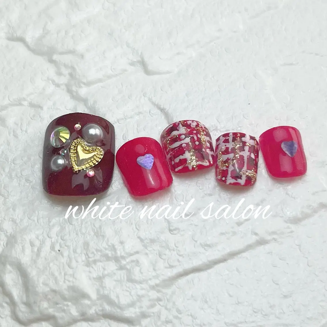 ネイル ラメ(グリッター) フットネイル white nail salonのネイルデザイン