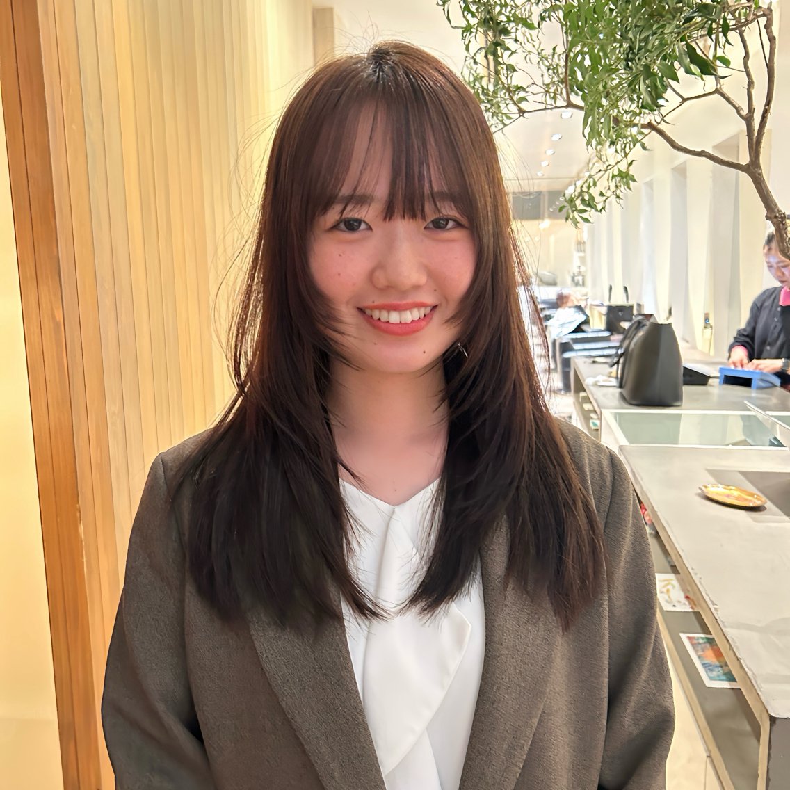 ロング 矢部 若葉のヘアスタイル