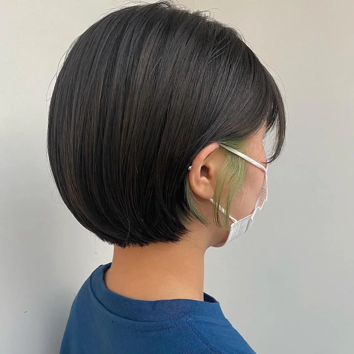 ショート カラー あやめ【顔まわり/レ イヤー/柔らかカラ】のヘアスタイル