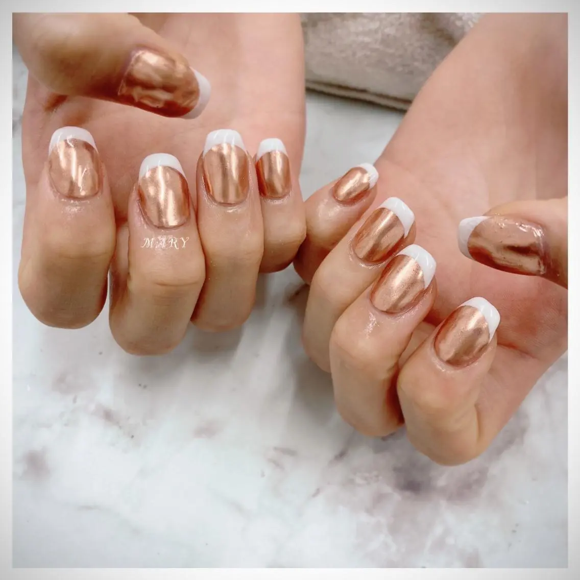 ネイル フレンチネイル ミラーネイル ニュアンスネイル シンプルネイル スクエアネイル ハンドネイル Mary nail .narumiのネイルデザイン