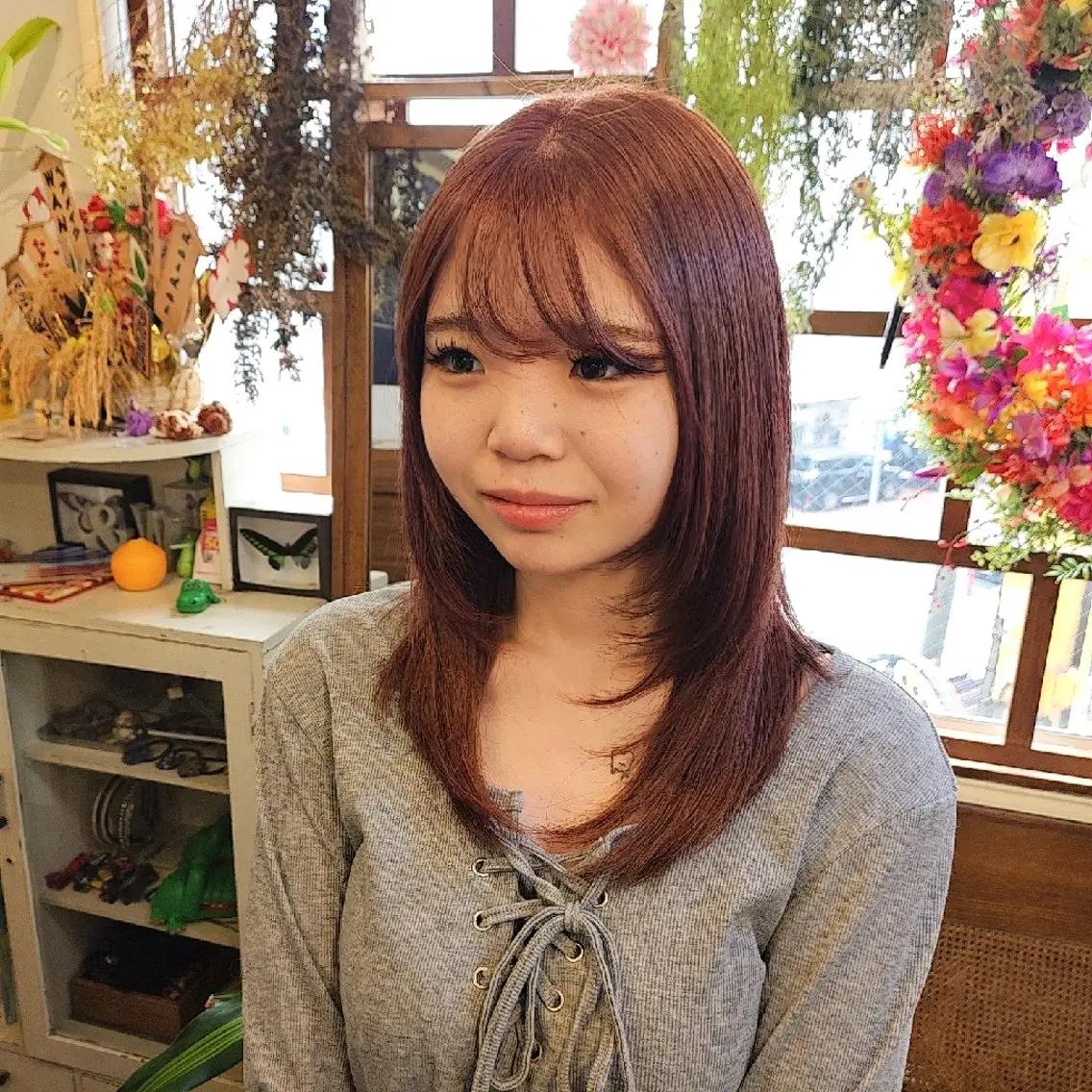 セミロング ピンクブラウン レイヤーカット あべかりん/原宿 /マツパ/ハイトーンのヘアスタイル
