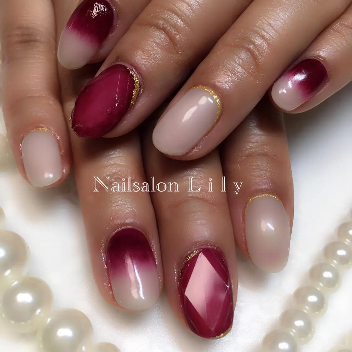 ネイル ボルドー Lily*nail 🌻Mii🌻のネイルデザイン