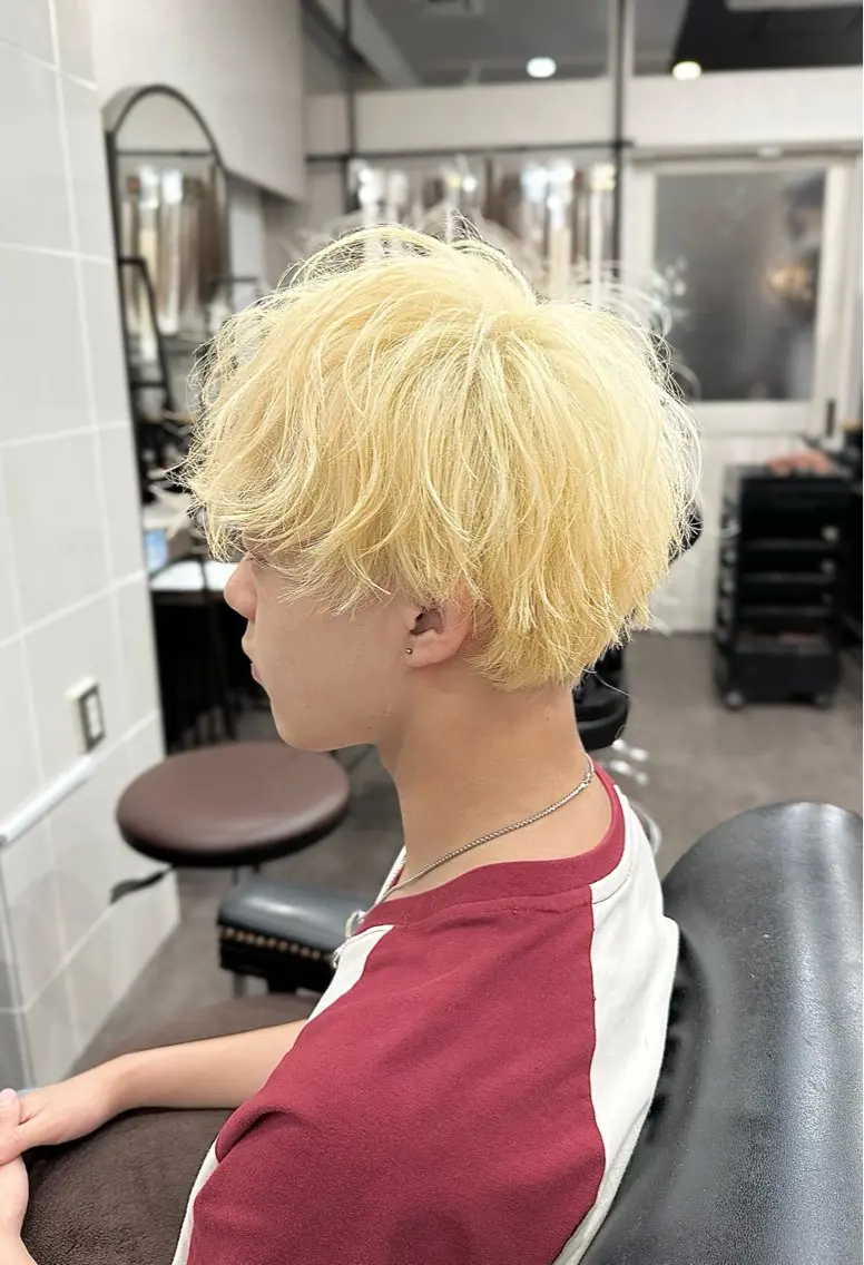 ミディアム パーマ メンズ カット ヘアカラー トリートメント 🌿ガクト 🌿艶髪透明感のヘアスタイル