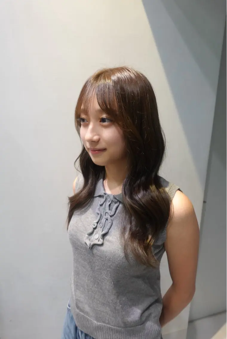 ロング 油井 緋織のヘアスタイル